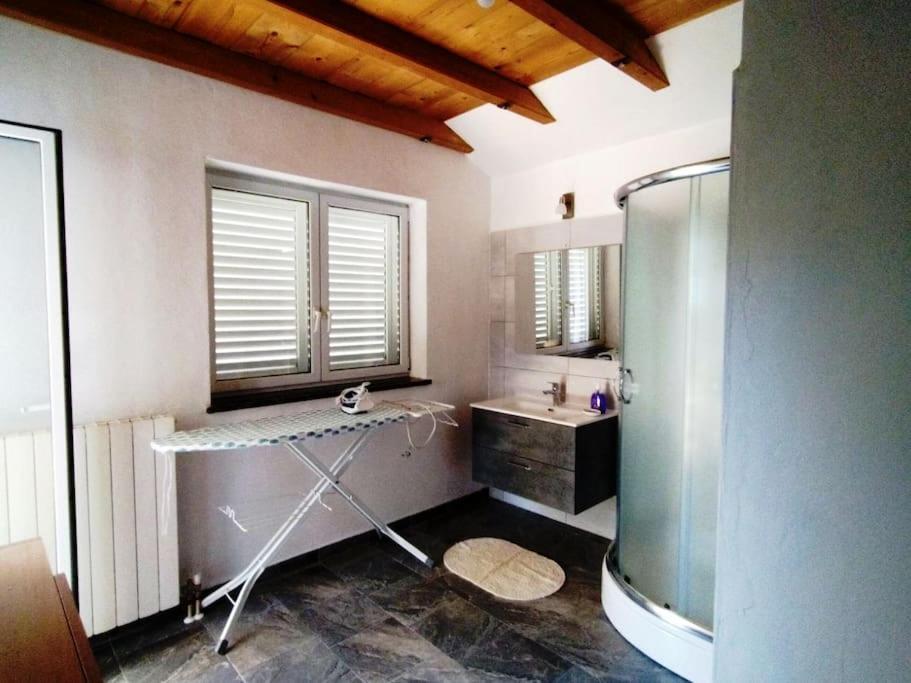 Holiday Home With Private Pool Near Opatija Jurdani Εξωτερικό φωτογραφία